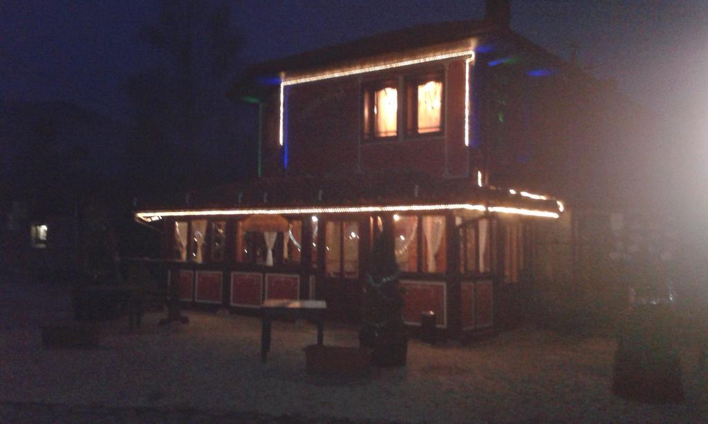 Chuchura Family Hotel Koprivshtitsa Ngoại thất bức ảnh