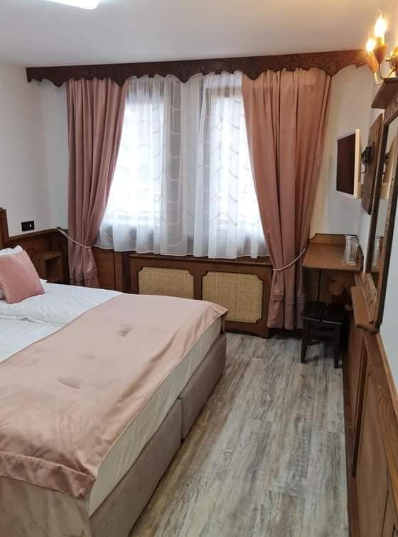 Chuchura Family Hotel Koprivshtitsa Ngoại thất bức ảnh